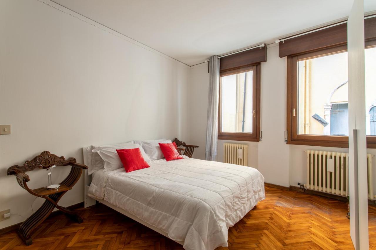 Casa Di Chiara Apartment Venice Luaran gambar